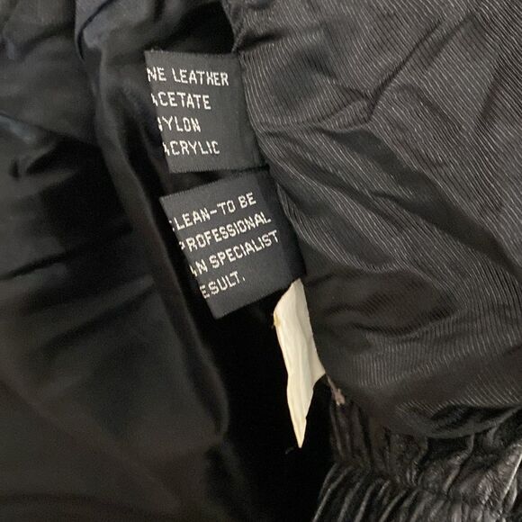 Vintage Black Genuine Leather Cropped Length Jacket Shoulder Pads - Picture 16 of 16